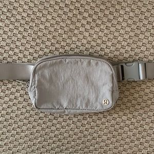 NEW Lululemon Danny pack/ belt bag